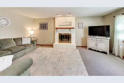 207 Mainsail Drive, Third Lake, IL 60030 - Photo 8