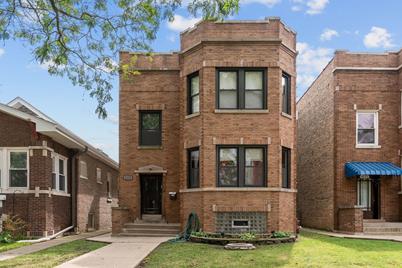 4109 W Oakdale Avenue, Chicago, IL 60641 - Photo 1