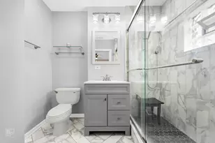 5811 W Patterson Ave, Chicago, IL 60634 - Photo 12