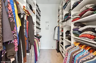 560 W Fulton St, Chicago, IL 60661 - Photo 18