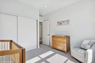 560 W Fulton St, Chicago, IL 60661 - Photo 20