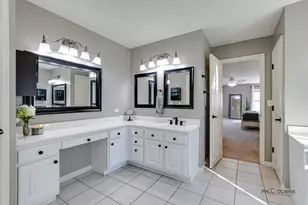 7404 Brentwood Ln, Gurnee, IL 60031 - Photo 30