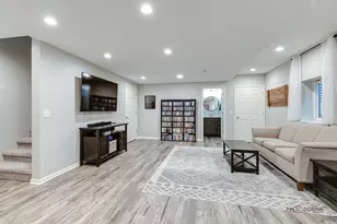7404 Brentwood Ln, Gurnee, IL 60031 - Photo 38