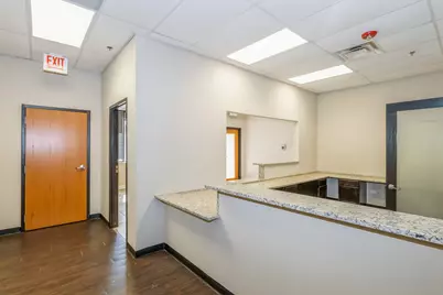 4815 W 95th Street, Oak Lawn, IL 60453 - Photo 8