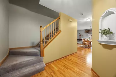 33 Forestview Lane, Aurora, IL 60502 - Photo 6