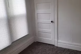 109 E Chamberlin St, Dixon, IL 61021 - Photo 8