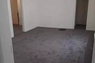 109 E Chamberlin St, Dixon, IL 61021 - Photo 4