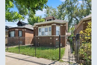 727 W 50th Place, Chicago, IL 60609 - Photo 1