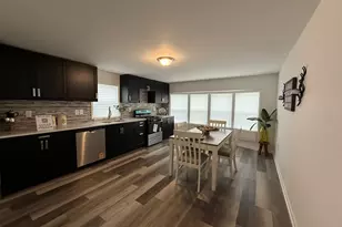 241 Blackthorn Rd, Matteson, IL 60443 - Photo 40