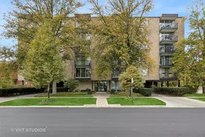 424 Park Avenue #602, River Forest, IL 60305 - Photo 1