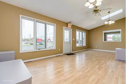 1561 N Division Street, Morris, IL 60450 - Photo 10