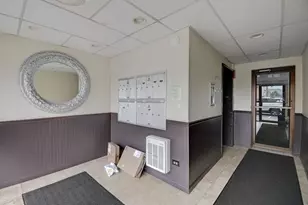 9815 Lawrence Ct, Schiller Park, IL 60176 - Photo 4