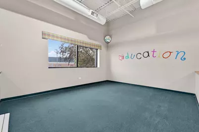 625 N Bridgeport Terrace, Lindenhurst, IL 60046 - Photo 10