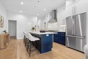 2923 N Southport Ave, Chicago, IL 60657 - Photo 2