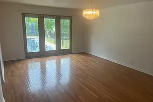 250 Crozier Dr, Grayslake, IL 60030 - Photo 8