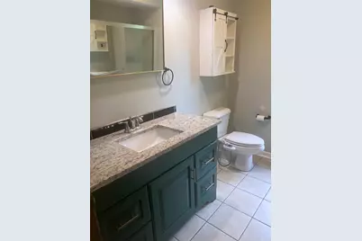 250 Crozier Drive, Grayslake, IL 60030 - Photo 14