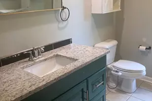 250 Crozier Dr, Grayslake, IL 60030 - Photo 14