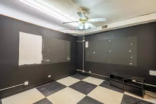 9714 Franklin Ave, Franklin Park, IL 60131 - Photo 6