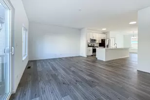 235 Regency Ct, Wauconda, IL 60084 - Photo 10