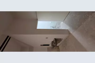 2046 N Damen Avenue, Chicago, IL 60647 - Photo 4