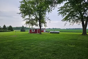 1031 N County Road 500, Tuscola, IL 61953 - Photo 32