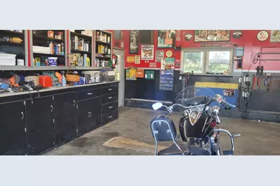 1031 N County Road 500, Tuscola, IL 61953 - Photo 28