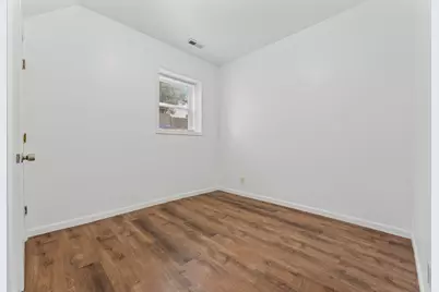 2713 S Crowell Street, Chicago, IL 60608 - Photo 12