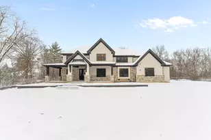 1955 Windridge Dr, Lake Forest, IL 60045 - Photo 1