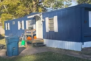 1112 & 1112 1/2 Butler St, Morris, IL 60450 - Photo 2