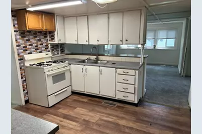 495 N Division Street, Braidwood, IL 60408 - Photo 8