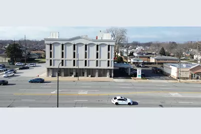 10522 S Cicero Avenue #100, Oak Lawn, IL 60453 - Photo 2