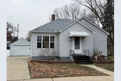 2622 4th Street, Peru, IL 61354 - Photo 1