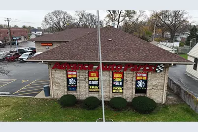 6601 111 Street W, Worth, IL 60482 - Photo 2