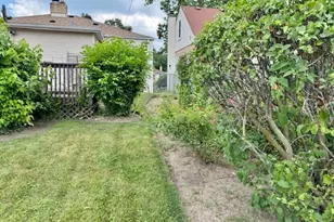 1429 N Wolf Rd, Berkeley, IL 60163 - Photo 18