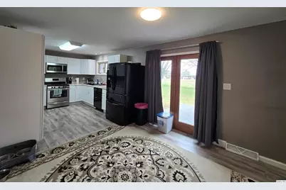 3 Lynn Rose Heights, Mt. Sterling, IL 62353 - Photo 6