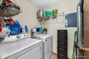 136 Village Creek Dr, Lake in the Hills, IL 60156 - Photo 18