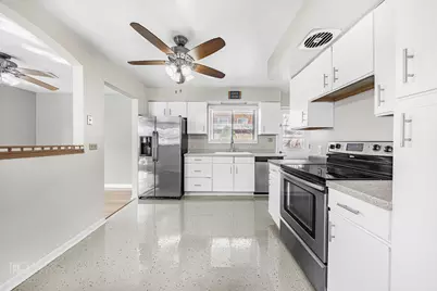 283 S Fair Avenue, Elmhurst, IL 60126 - Photo 8