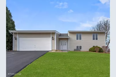 33524 N Gagewood Lane, Grayslake, IL 60030 - Photo 1