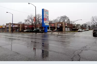 8100 S Stony Island Avenue #G, Chicago, IL 60617 - Photo 2