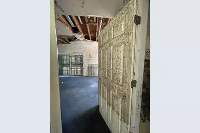 17617 Central Park Avenue, Hazel Crest, IL 60429 - Photo 8