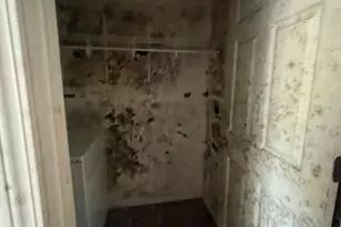 17617 Central Park Ave, Hazel Crest, IL 60429 - Photo 14