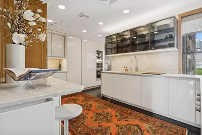 1540 N Lake Shore Drive #8N, Chicago, IL 60610 - Photo 10