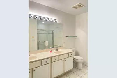 14 S Prospect Street #405, Roselle, IL 60172 - Photo 8