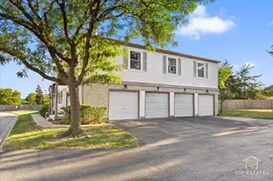 2044 N Ginger Creek Dr, Palatine, IL 60074 - Photo 18