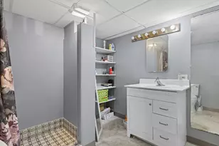 417 Callan Ave, Evanston, IL 60202 - Photo 18