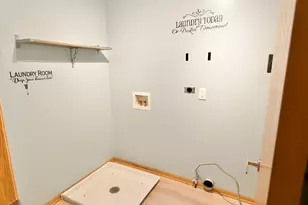 2520 Cedar Glen Dr N, Lynwood, IL 60411 - Photo 8