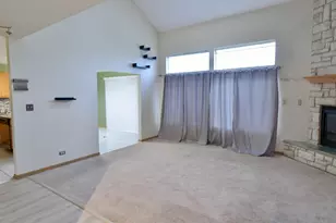 2520 Cedar Glen Dr N, Lynwood, IL 60411 - Photo 2