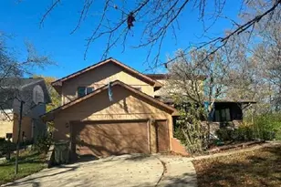 3710 Briar Ln, Hazel Crest, IL 60429 - Photo 2