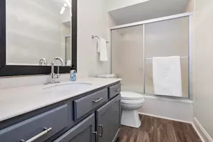7920 W Lakeview Ct, Palos Heights, IL 60463 - Photo 16