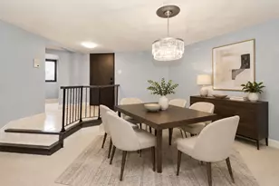 7920 W Lakeview Ct, Palos Heights, IL 60463 - Photo 2